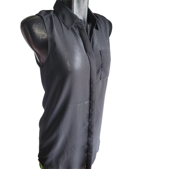 Love & Liberty Black Sheer High Low Sleeveless Shirt S - Picture 2 of 6